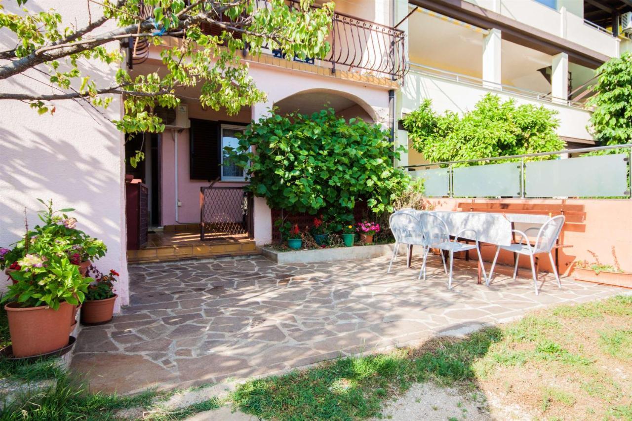 Apartments Dara Umag Exterior foto