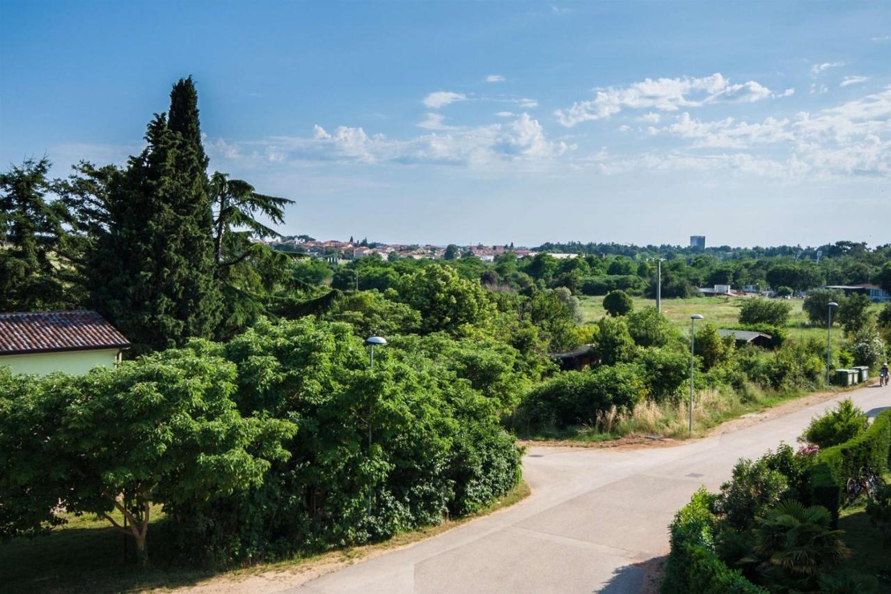 Apartments Dara Umag Exterior foto