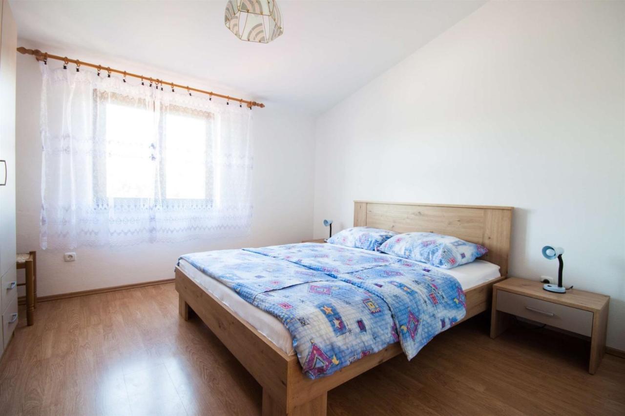 Apartments Dara Umag Exterior foto