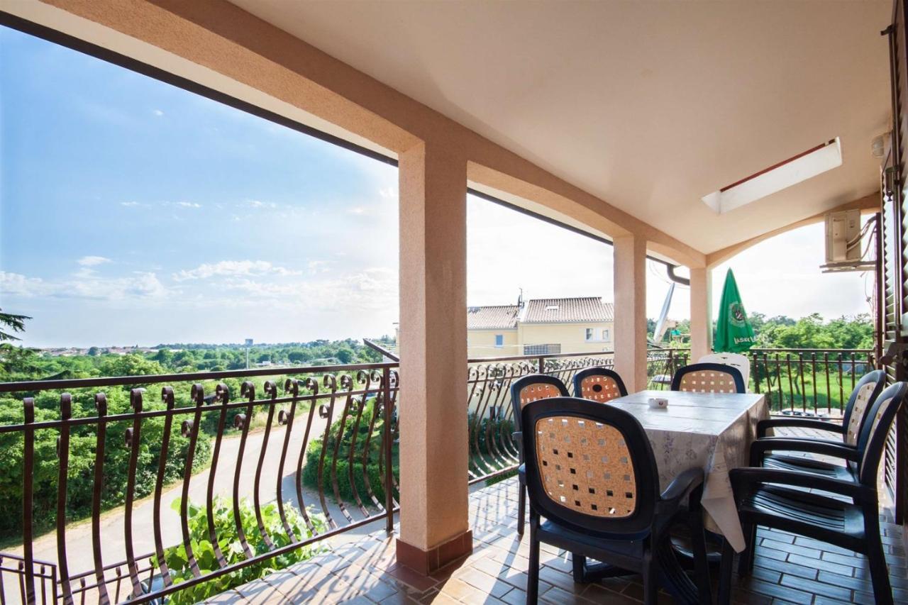 Apartments Dara Umag Exterior foto