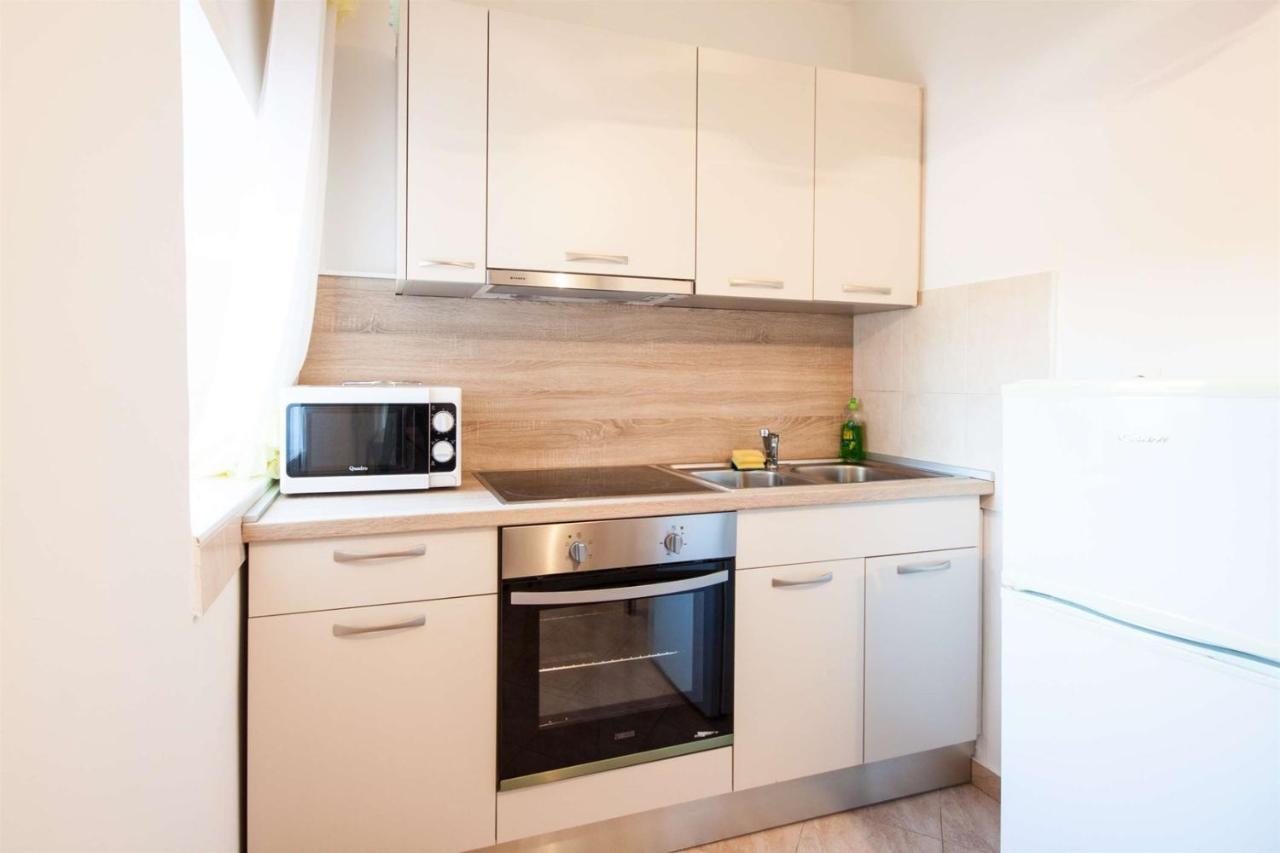 Apartments Dara Umag Exterior foto